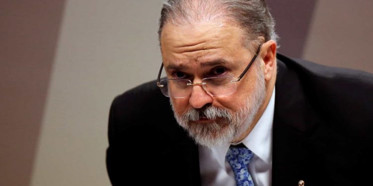 Aras avisa Moro que não admite ser manipulado ou intimidado