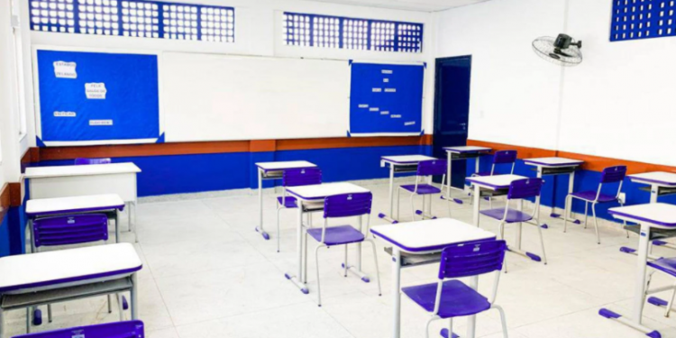 Escola municipal é reformada em São João de Meriti