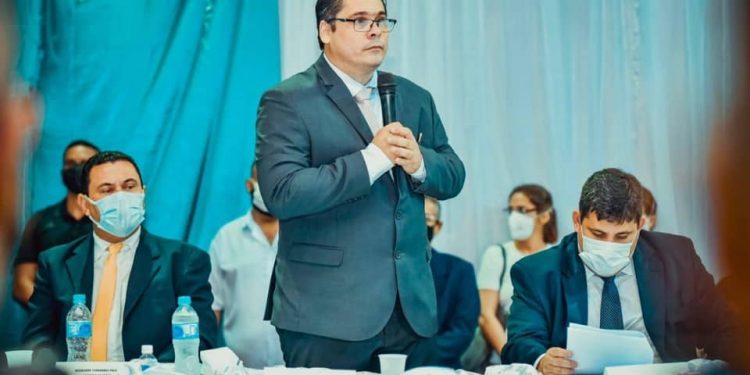 Educação comemora pagamento de retroativos em Seropédica