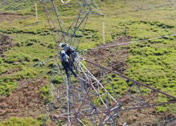 Furnas substitui cabo de fibras ópticas em Seropédica