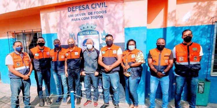 Defesa Civil de Mesquita recebe visita técnica de equipe de Japeri