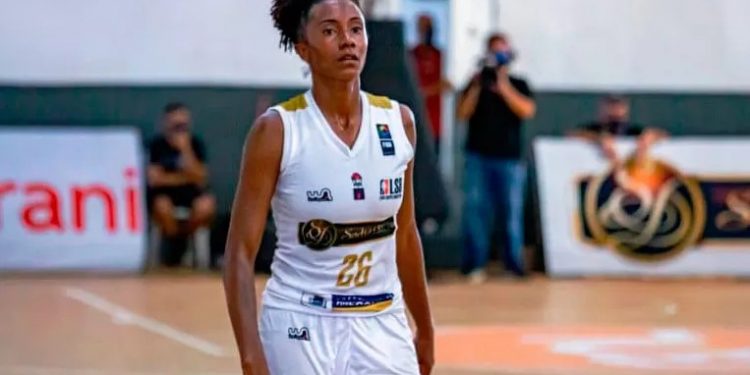 Atleta da equipe de Mesquita está na seleção brasileira de basquete