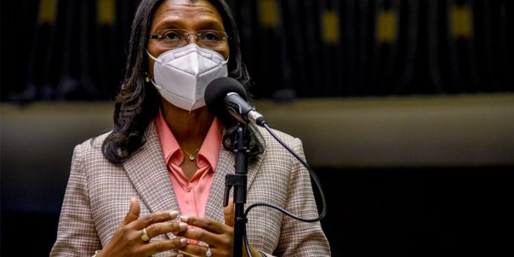 Deputada destina emendas para os municípios de Japeri e Queimados