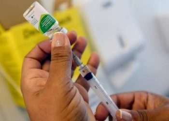 São João de Meriti e Mesquita suspendem aplicação da 1ª dose da vacina contra Covid-19