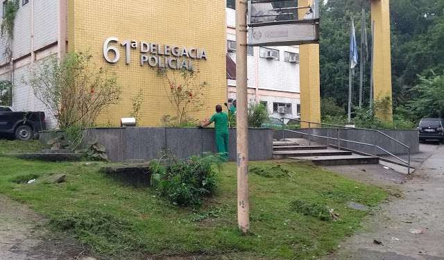 Polícia prende homem suspeito de aliciar jovens atletas de futebol