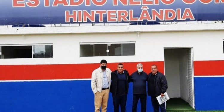 Presidente da Ferj parabeniza projeto do estádio do SE Belford Roxo