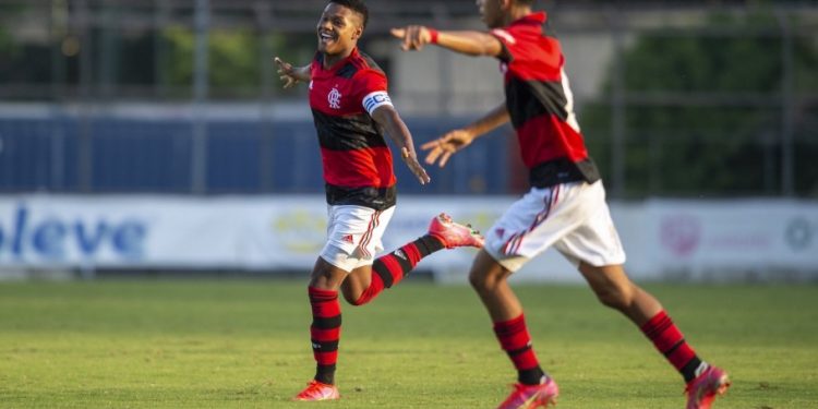 Brasileiro Sub-17: Flamengo e Fluminense definem mandos para confrontos das Oitavas de Final