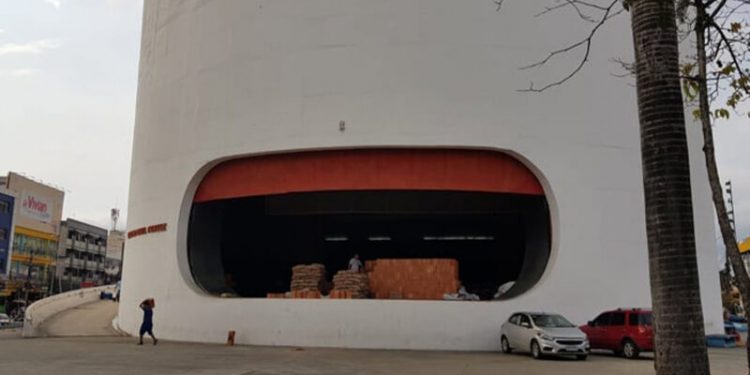 Instituto Niemeyer desmente versão dada pela Prefeitura de Duque de Caxias sobre obras no teatro Raul Cortez