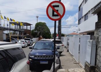 Justiça determina que proprietário e gerente de empresa de estacionamento irregular cumpram medidas cautelares