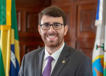 Prefeito de Magé, Renato Cozzolino, fica inelegível por 8 anos após decisão do TSE