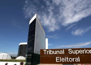 TSE pode concluir nesta sexta o julgamento de Bolsonaro; veja o que está previsto para a sessão