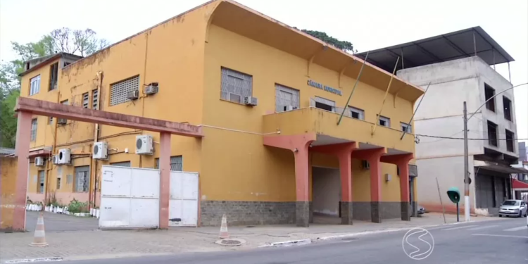 MPRJ recomenda que Câmara Municipal de Paracambi nomeie concursados para substituir comissionados