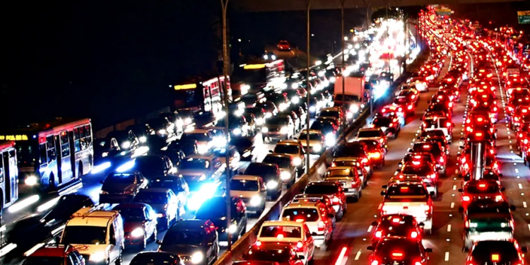 Reforma tributária: o que deve mudar nas cobranças de IPVA e IPTU