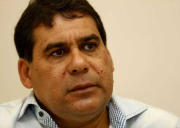 Em Arraial do Cabo, contas do ex prefeito Andinho serão votadas nesta quinta-feira (03) Câmara emite comunicação para apresentar defesa.