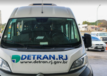 MPRJ faz ação civil pública contra empresa e ex-funcionários do Detran por improbidade administrativa