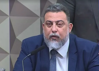 8 de janeiro: ex-diretor da Abin diz que avisou G. Dias sobre risco aos prédios dos Três Poderes cerca de uma hora antes de invasão