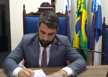 Dário retorna ao mandato e Maconato volta a ser suplente