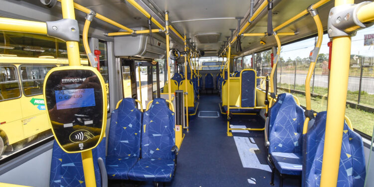 MPRJ ajuíza ação civil pública para melhorar os serviços públicos de transporte de ônibus em Barra do Piraí