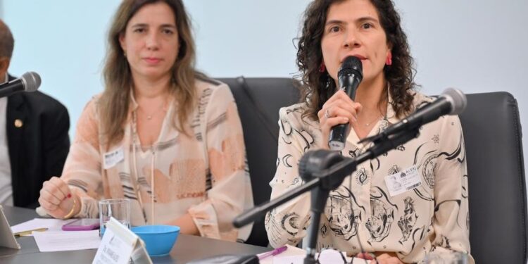 MPRJ participa de audiência pública na Alerj para discutir ações relacionadas à Primeira Infância