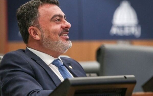 Deputados estaduais querem discutir em Brasília redução da dívida ativa do Estado