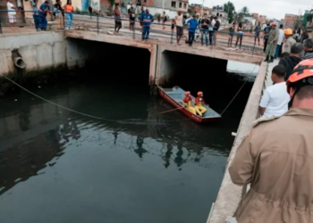 Procura por idosa que caiu em canal na Baixada Fluminense chega ao quinto dia