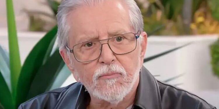 Carlos Alberto de Nóbrega sofre acidente e é internado na UTI