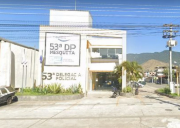 PM apura conduta de agente suspeito de agredir jovem durante abordagem em Mesquita