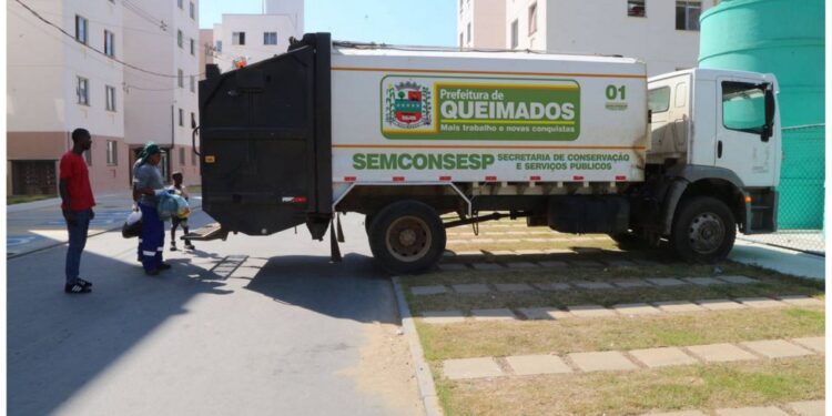 Prefeitura de Queimados vai pagar mais caro por coleta de lixo em contrato sem licitação com empresa que acumula reclamações