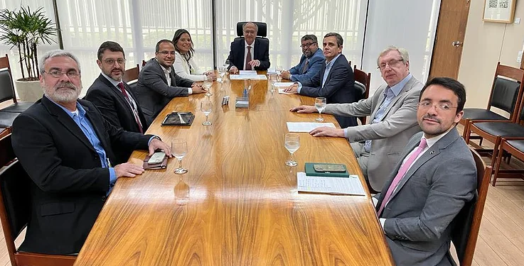 Quaquá leva a Alckmin prefeitos de Maricá e Japeri para debater investimentos