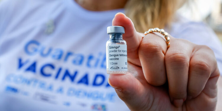 Procura pela vacinação contra a dengue no Rio de Janeiro está sendo baixa.
