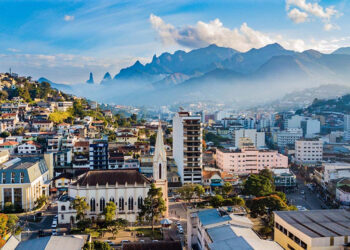 Teresópolis estende o prazo de inscrição para um curso de assistente administrativo gratuito.