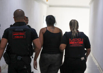 Operação está focada em desmantelar uma quadrilha que praticava o golpe do empréstimo consignado.