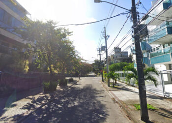 Jovem é morto ao reagir a assalto no Recreio dos Bandeirantes, Zona Oeste do Rio de Janeiro.