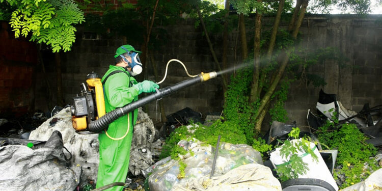 Nova Iguaçu intensifica medidas de combate à dengue em toda a cidade.