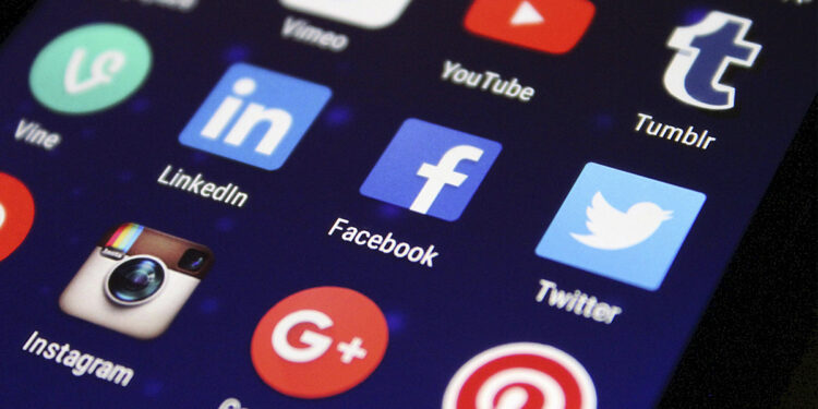 Nesta terça-feira, o Instagram e o Facebook enfrentam problemas de instabilidade.