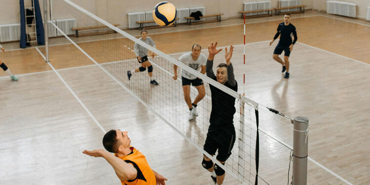 Abertas as seletivas em Queimados para jogadores de vôlei que participarão dos Jogos da Baixada.