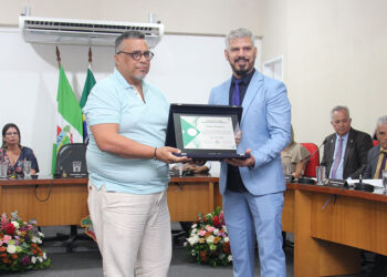 Jornalista Fabiano Brun é homenageado com Título de Cidadão Seropedicense.