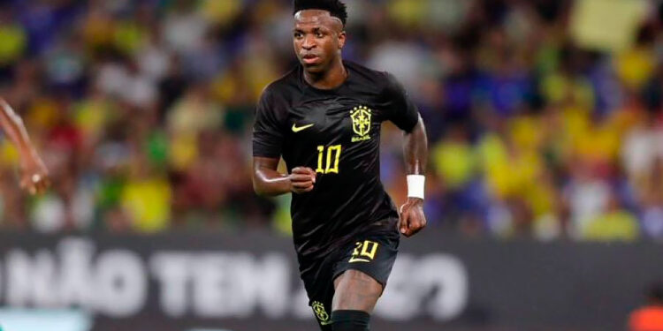 A FIFA anunciou sua intenção de combater o racismo no futebol em todo o mundo.