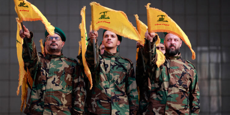 Hezbollah mantém uma rede internacional para planejar ataques contra judeus no Brasil.