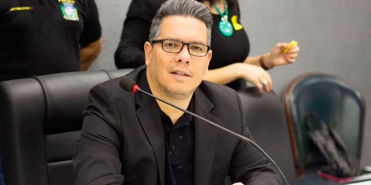 STJ mantém afastamento de vereador de Mesquita acusado de fraudes, peculato e desvio de dinheiro.