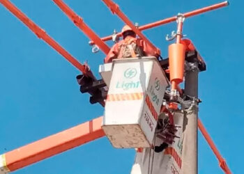 Light realiza operação contra ‘gatos’ de luz: quatro detidos.