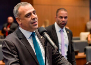 Alerj aprova lei que facilita a localização de veículos rebocados.