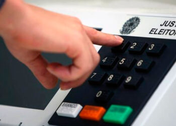 Eleitores têm até os próximos dias para fazer o cadastramento biométrico para as eleições municipais.
