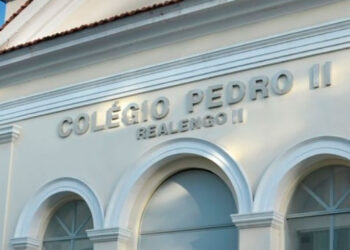 Funcionários do Colégio Pedro II iniciam greve hoje.