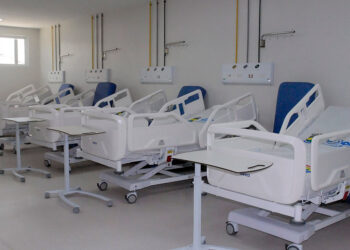 O Hospital Municipal de Magé começou a funcionar com atendimento 24 horas.