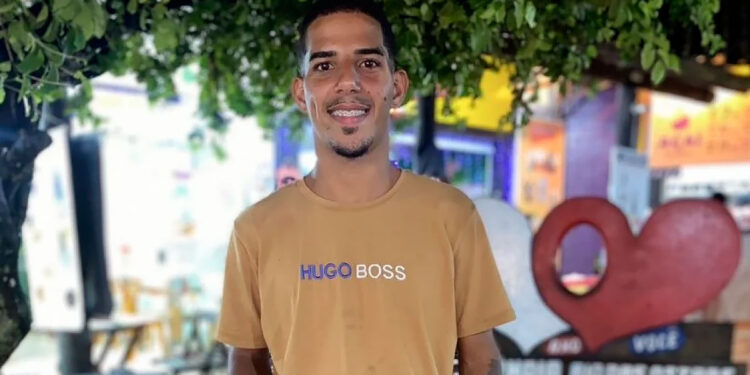 Polícia investiga desaparecimento de um motorista de aplicativo no Complexo de Israel.