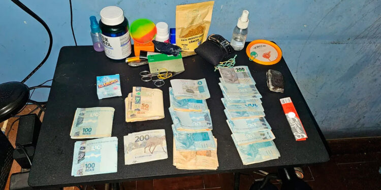 Operação foca em esquema de fornecimento de drogas entre Rio e Amazonas.
