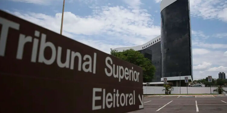 TSE anuncia concurso unificado com 395 vagas em todo o país.