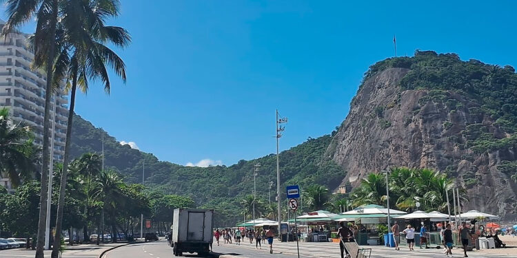 Onda de calor continua no Rio, pelo menos até sexta-feira.