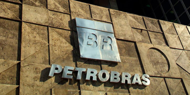 “Prometheus” da Polícia Civil investiga fraude na Petrobras.